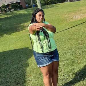 Meet your Posher, Latasha